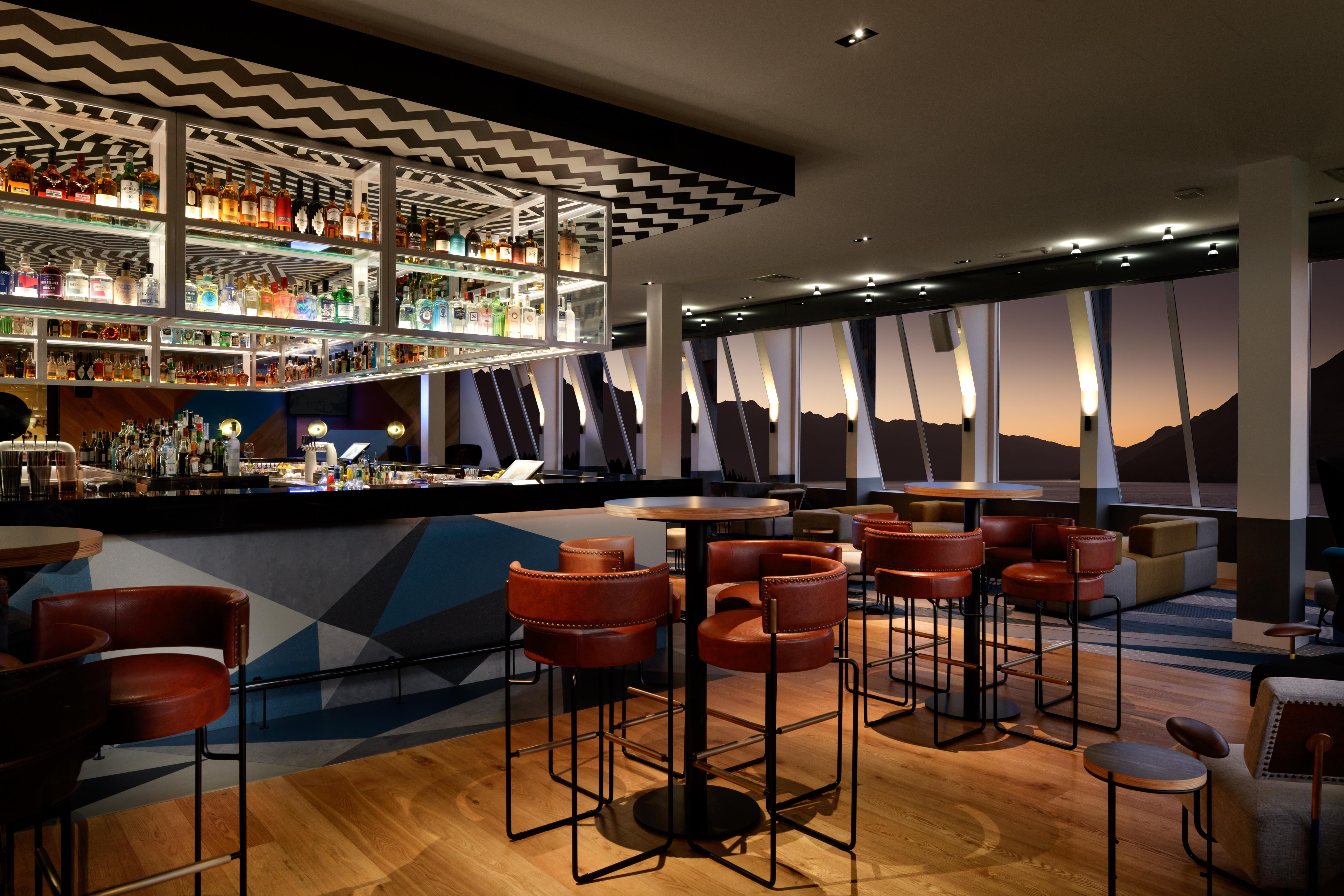 Qt Queenstown Exterior foto The bar at the 12th floor